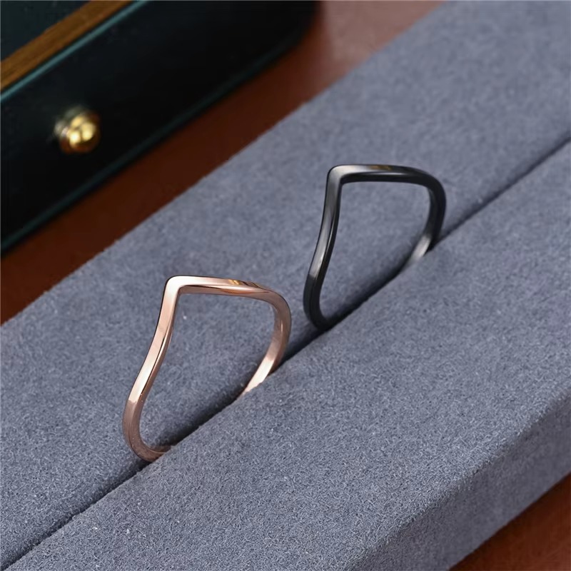 Минималистичное кольцо V-образ – обзор и цена Minimalist Ring Stackable