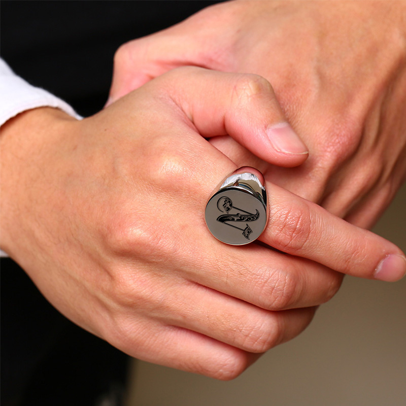 Мужское кольцо с гравировкой б – обзор и цена Mens Signet Ring